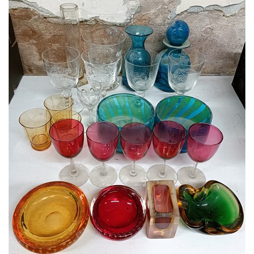 631 - Assorted Art glass, (qty)