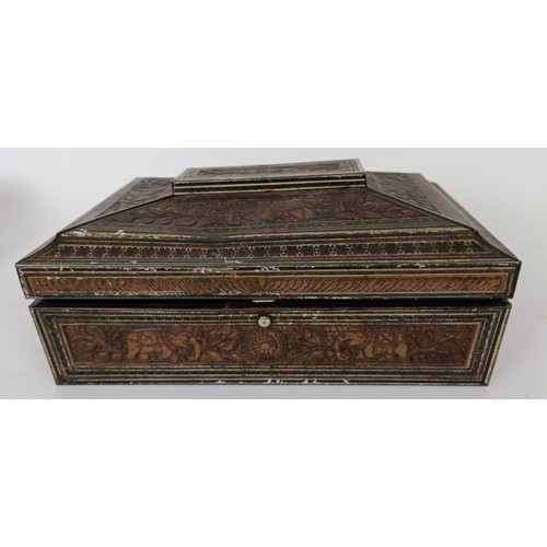 720 - Assorted thimbles, an Anglo Indian box, assorted flatware and tinplate box, with assorted pipes and ... 