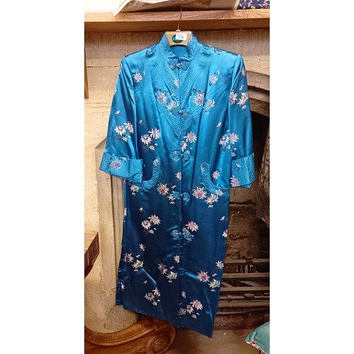 776 - A Chinese jacket and assorted textiles (qty)