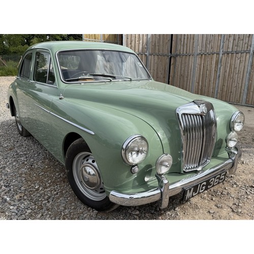 38 - 1957 MG Magnette ZBBest bid to be submittedRegistration number MJG 365Chassis number KAT13/20089Engi... 
