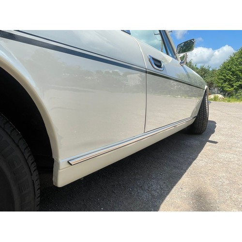 17 - 1975 Triumph StagRegistration number JDF 367NChassis number LF029428HEAEngine number LD35674AApprox.... 