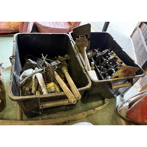 145 - Assorted MGA parts, including a cylinder head (qty)