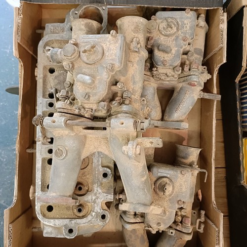 179 - A Derrington-HRD crossflow alloy head to fit a BMC B series 1500/1600/1800, with a pair of twin Webe... 