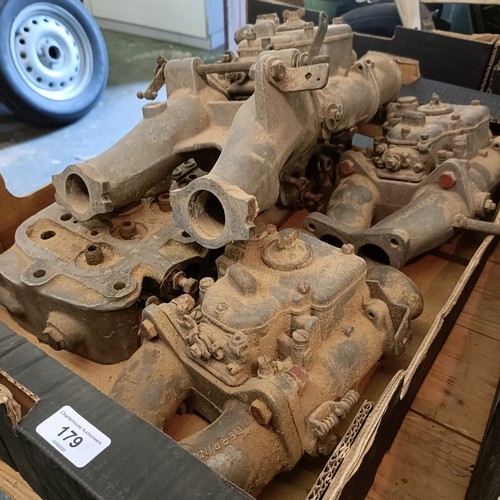 179 - A Derrington-HRD crossflow alloy head to fit a BMC B series 1500/1600/1800, with a pair of twin Webe... 