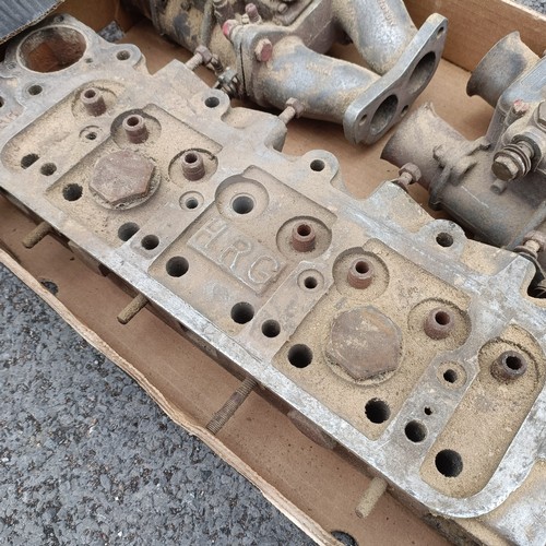 179 - A Derrington-HRD crossflow alloy head to fit a BMC B series 1500/1600/1800, with a pair of twin Webe... 