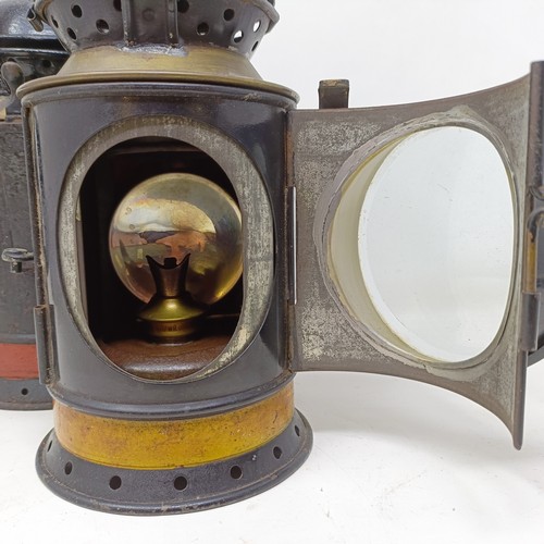 2047 - A BR(W) Paddington type guard's lamp, 32 cm high, and a GWR Paddington type guard's lamp, 33 cm high...