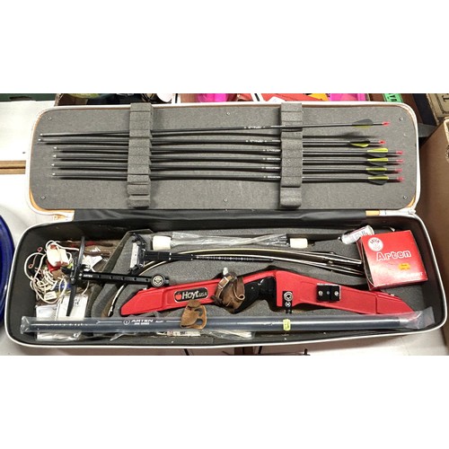 359 - A Hoyt bow, cased