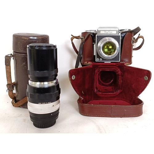 309 - An Agiflex camera and assorted other photographic equipment, in a suitcase