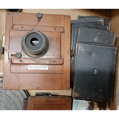322 - A part of a plate camera, and assorted other items (box)