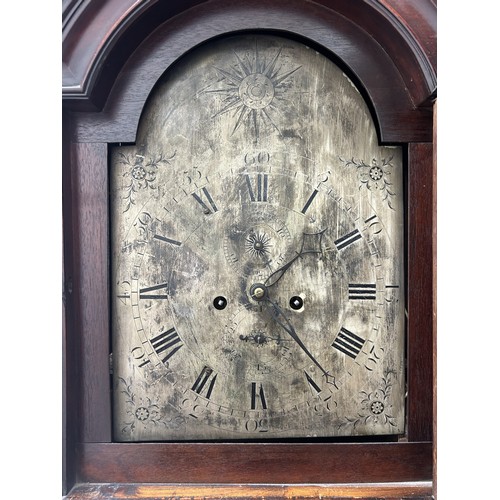 326 - A longcase clock, the 29.5 cm arched square silvered dial with subsidiary seconds and calendar dials... 