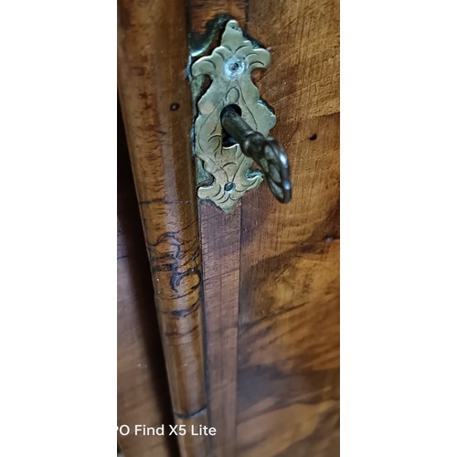 329 - A longcase clock, the brass dial signed William Carter, Walthamstow, having an eight day movement, s... 