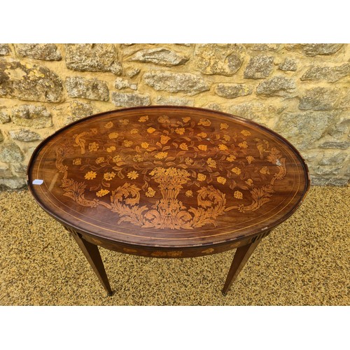 979 - A 19th century Dutch oval table, with marquetry decoration, 100 cm wide