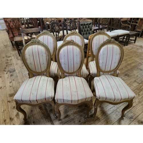 960 - A set of six gilt framed chairs (6)