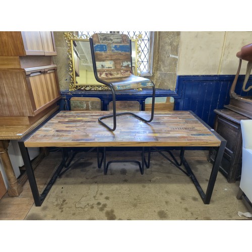 Lot 1058      
