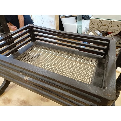 989 - An oak crib