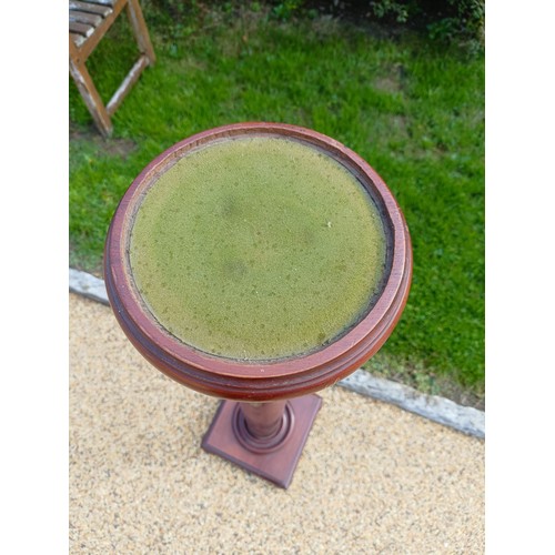 1018 - A mahogany pedestal, 110cm high