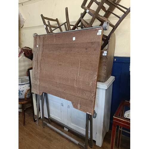 Lot 1041      