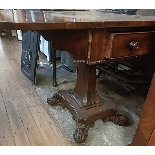 1010 - A mahogany Pembroke table,  90 cm wide