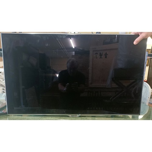 1011 - A Samsung 40 inch flat screen TV
