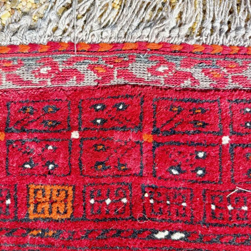 966 - A red ground carpet, 254 cm x 166 cm, and a blue ground rug, 193 cm x 132 cm (2)