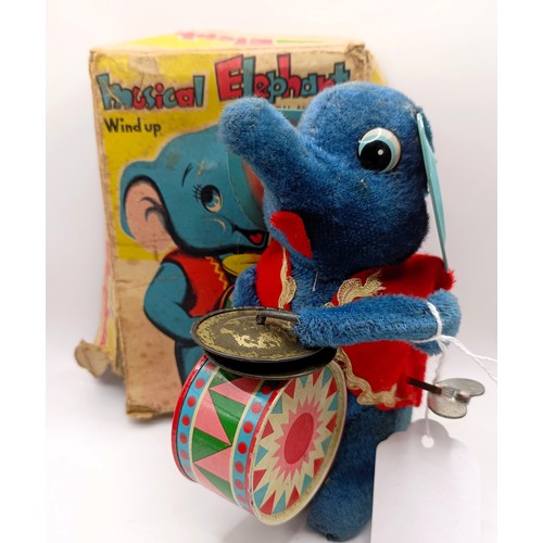 A Japanese tinplate clockwork elephant, boxed