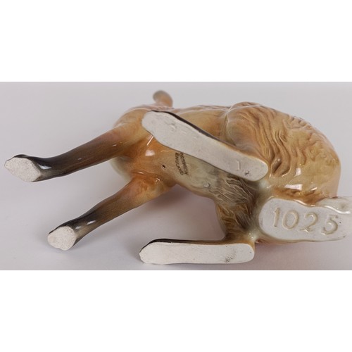 74 - A Beswick Hare, seated, 1025, gloss
