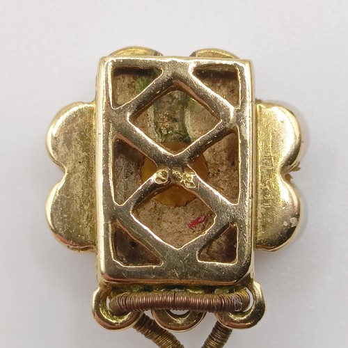 668 - A cultured pearl necklace, with a 9ct gold clasp