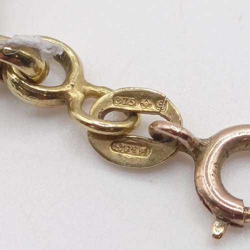 670 - A 9ct gold link chain, 23 g