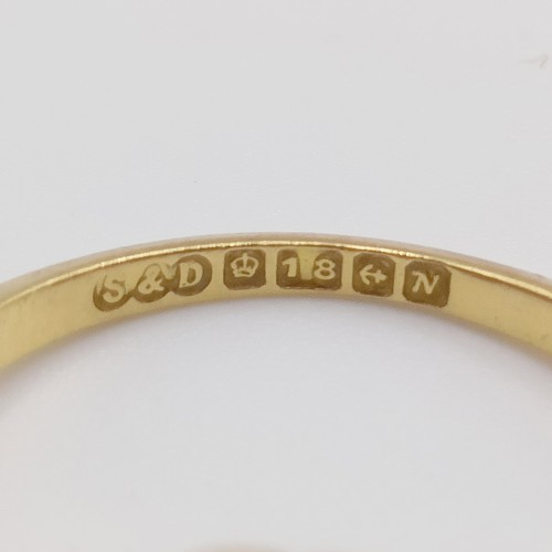 677 - An 18ct gold, diamond and sapphire cluster ring, ring size L1/2