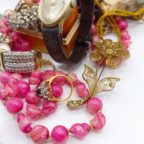 710 - Assorted costume jewellery (box)