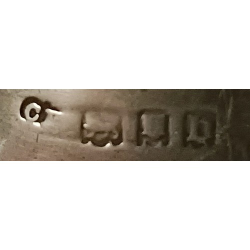 6 - A pair of George V silver candlesticks, on conical bases, London 1917, filled, 14 cm high (2)