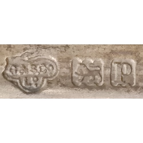 46 - A George V silver stamp box, London 1910, base filled, 7 cm, wide