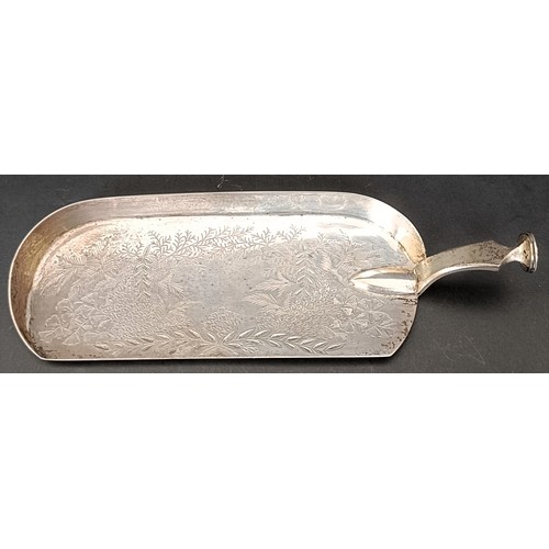 4 - A George V silver crumb scoop, lacks handle, Birmingham 1918, 5.3 ozt