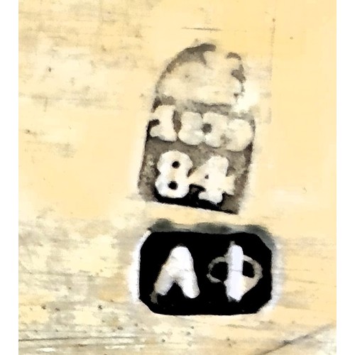 9 - A Russian silver niello work snuff box, decorated buildings, 3.4 ozt, 9 cm wide