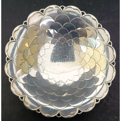 18 - A George V silver pedestal bowl, 2.6 ozt, 13 cm diameter  Provenance:  Sold on behalf of Sturminster... 