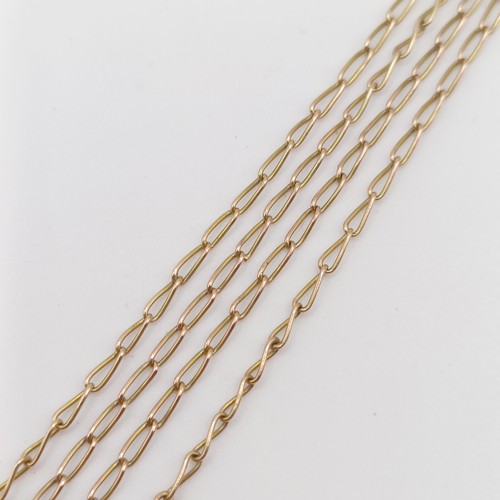 416 - A 9ct gold cross and chain, 4.6 g