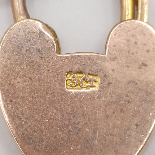 436 - A 9ct gold bracelet, with a heart shaped padlock clasp, 19.6 g