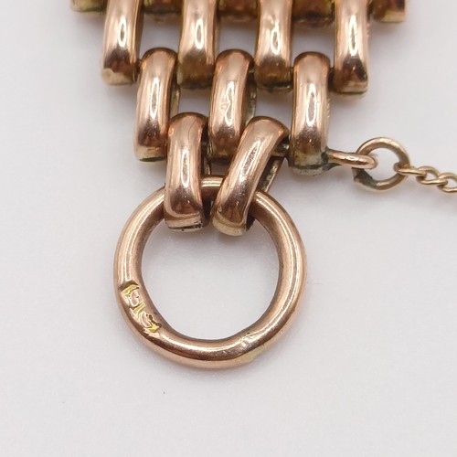 436 - A 9ct gold bracelet, with a heart shaped padlock clasp, 19.6 g