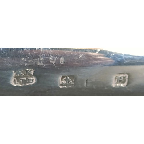 53 - A George V small silver hip flask, Birmingham 1930, 2 ozt, 8 cm high