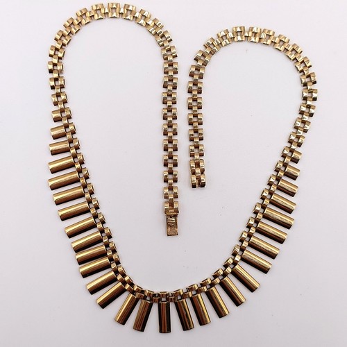 407 - A 9ct gold fringe necklace, 21.5 g