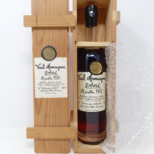 926 - A 50 cl bottle of Vieil Armagnac, Delord, 1955, boxed, bottled 26th April 2005