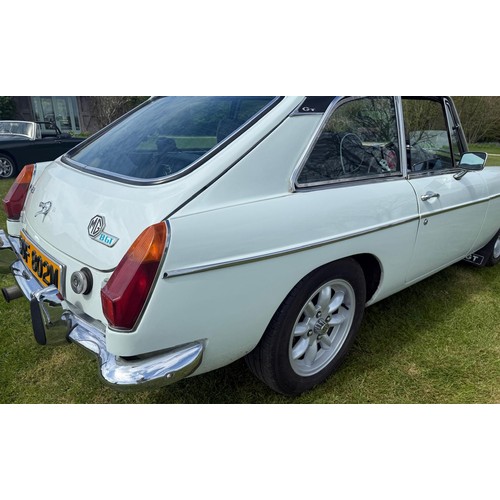 31 - 1974 MG B GT V8Registration number SOF 802MChassis number GD2D11527GEngine number 1614Glacier white ... 