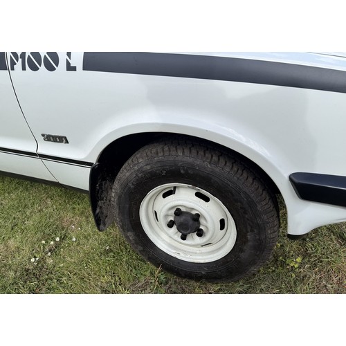 32 - 1983 Ford Cortina Mk IV Pick-Up (3000 Bakkie)Registration number JWR 348YChassis number DS9180LEngin... 