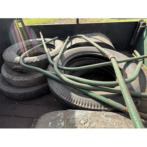 33 - 1950 Wolseley Nuffield Pick-UpRegistration number JXD 928Chassis number TXA1962Engine number 51354Gr... 