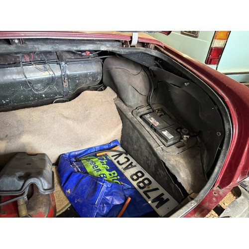 35 - 1971 Rover 3500SRegistration number WDW 872KChassis number 45110735Engine number 45100897Red with a ... 