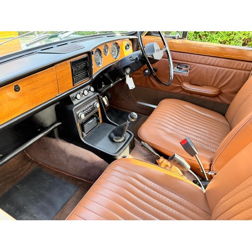 43 - 1970 Triumph 2000 Mk IIChassis number ME9416DL0Engine number ME9153HERegistration number KVL 730HVal... 