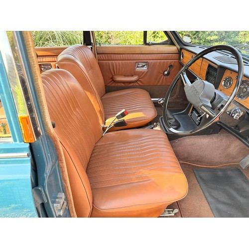 43 - 1970 Triumph 2000 Mk IIChassis number ME9416DL0Engine number ME9153HERegistration number KVL 730HVal... 