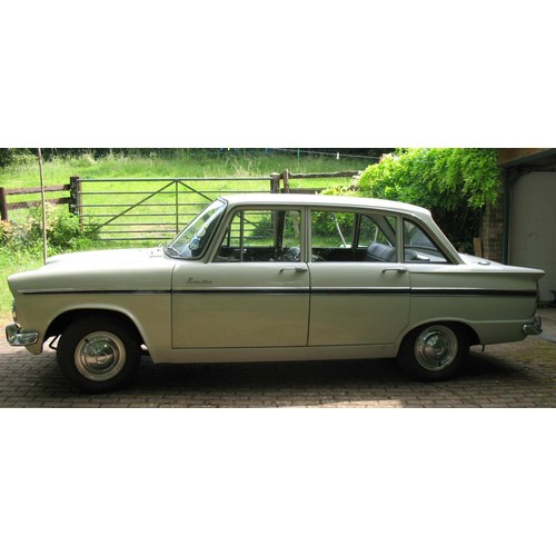 45 - 1965 Hillman Super MinxRegistration number EDM 26CChassis numberEngine numberWhite with a green stri... 