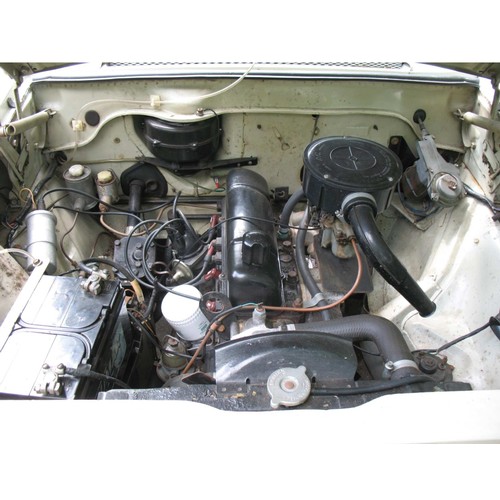 45 - 1965 Hillman Super MinxRegistration number EDM 26CChassis numberEngine numberWhite with a green stri... 