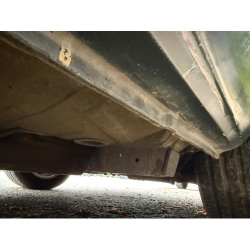 17 - 1995 Daimler Six X300Registration number N300 JDHChassis number SAJDKALD3BJ730852Engine number 9JPFR... 